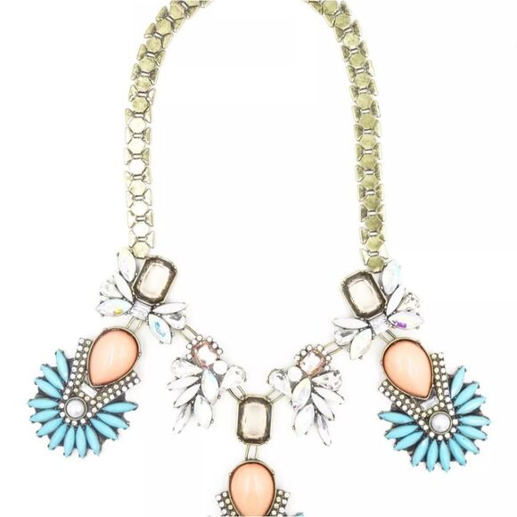 Eye Catching Statement Necklace with Turquoise & Coral Color Stones  NWOT - Picture 2 of 2
